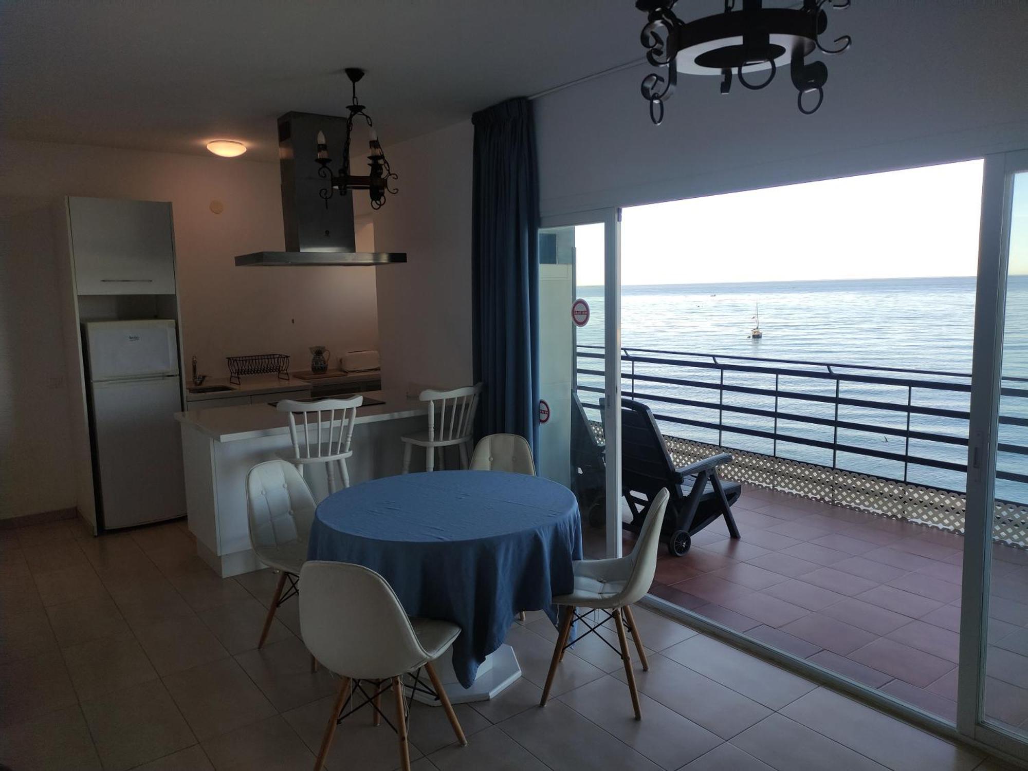 Apartment In Marbella First Line Beach Apto 4-6 Ngoại thất bức ảnh